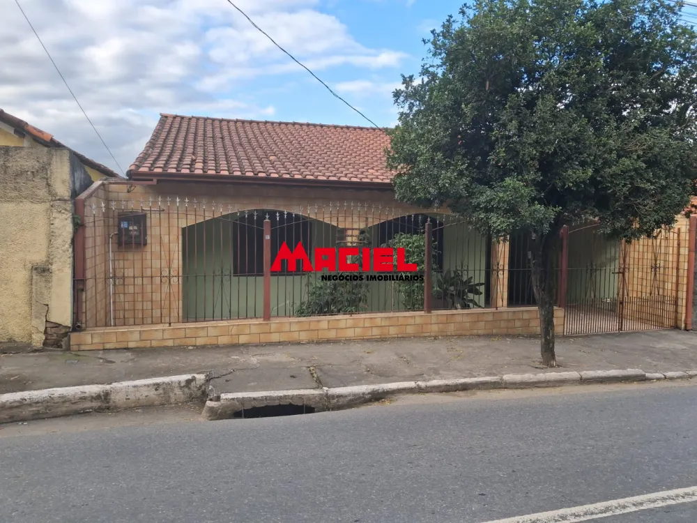 Comprar Casa / Padr&atilde;o em S&atilde;o Jos&eacute; dos Campos R$ 420.000,00 - Foto 1