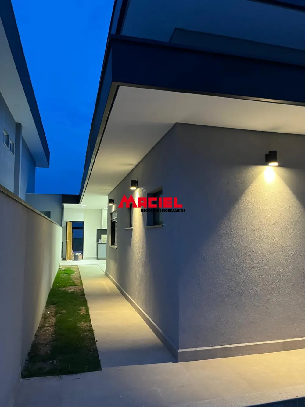 Alugar Casa / Condom&iacute;nio em S&atilde;o Jos&eacute; dos Campos R$ 18.000,00 - Foto 3