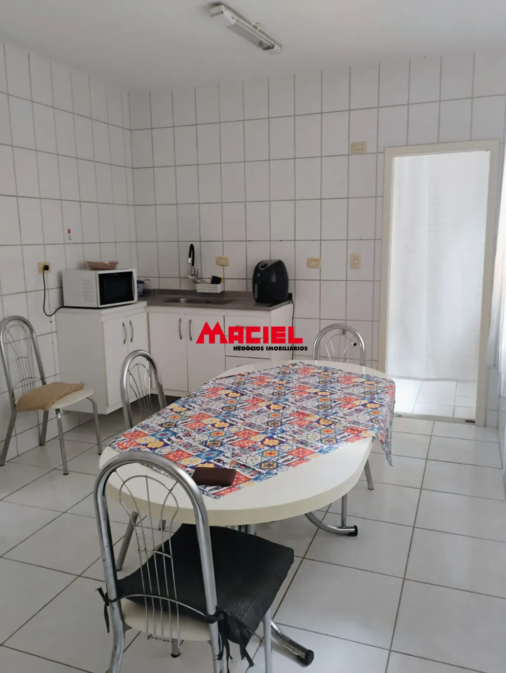 Alugar Apartamento / Padr&atilde;o em S&atilde;o Jos&eacute; dos Campos R$ 2.000,00 - Foto 26