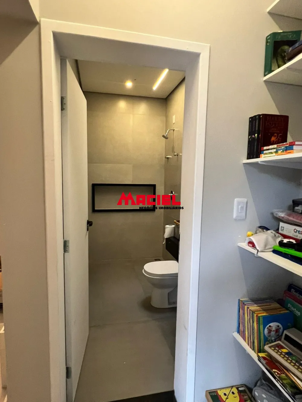 Comprar Casa / Padr&atilde;o em S&atilde;o Jos&eacute; dos Campos R$ 1.756.000,00 - Foto 5