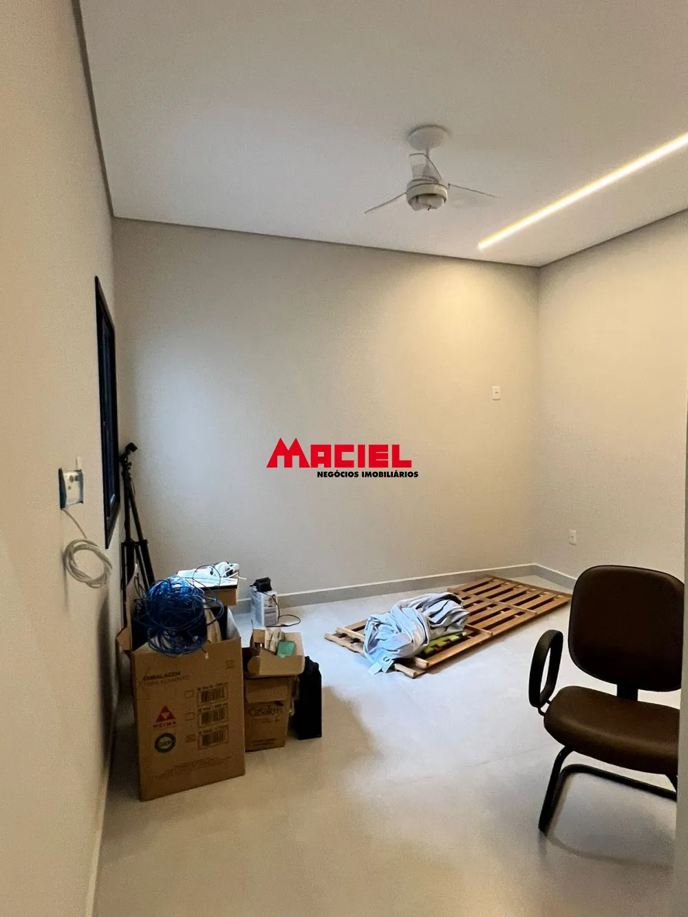 Comprar Casa / Padr&atilde;o em S&atilde;o Jos&eacute; dos Campos R$ 1.756.000,00 - Foto 13