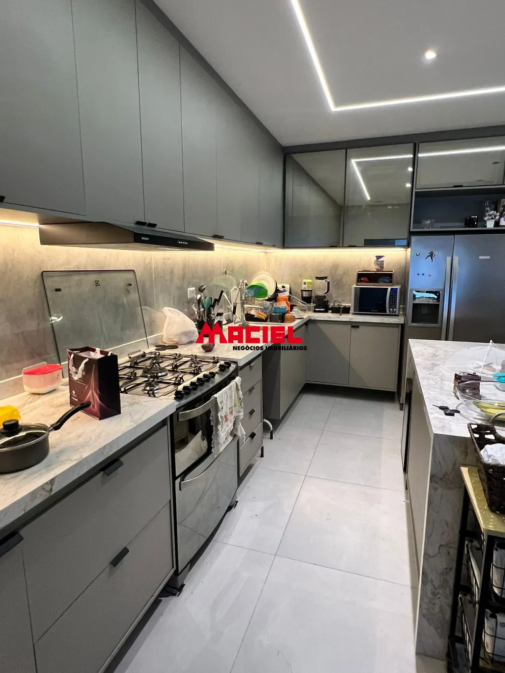 Comprar Casa / Padr&atilde;o em S&atilde;o Jos&eacute; dos Campos R$ 1.756.000,00 - Foto 18