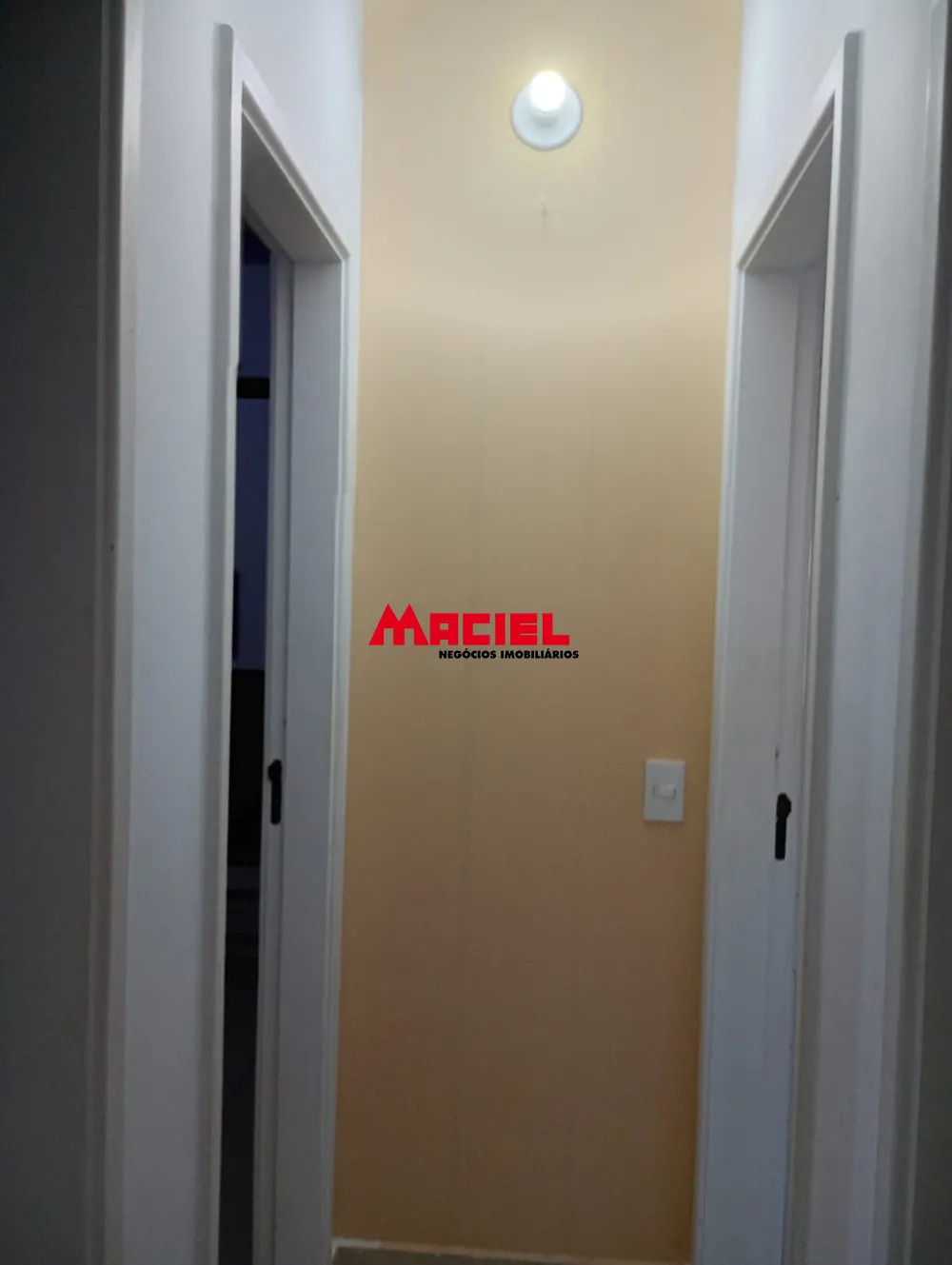 Alugar Apartamento / Padr&atilde;o em S&atilde;o Jos&eacute; dos Campos R$ 2.000,00 - Foto 9