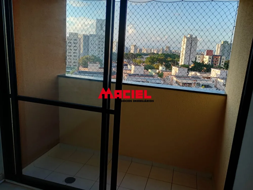 Alugar Apartamento / Padr&atilde;o em S&atilde;o Jos&eacute; dos Campos R$ 2.000,00 - Foto 14