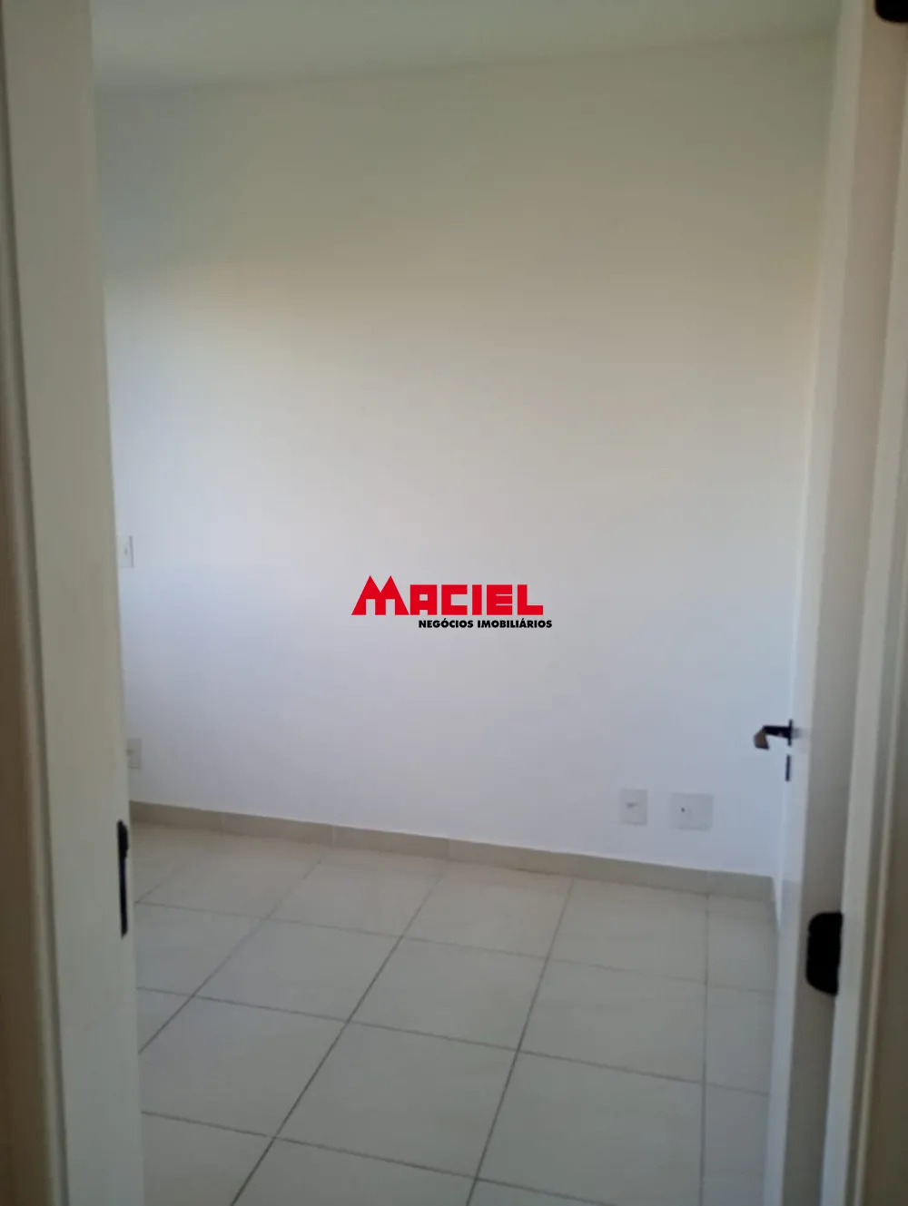 Alugar Apartamento / Padr&atilde;o em S&atilde;o Jos&eacute; dos Campos R$ 2.000,00 - Foto 17