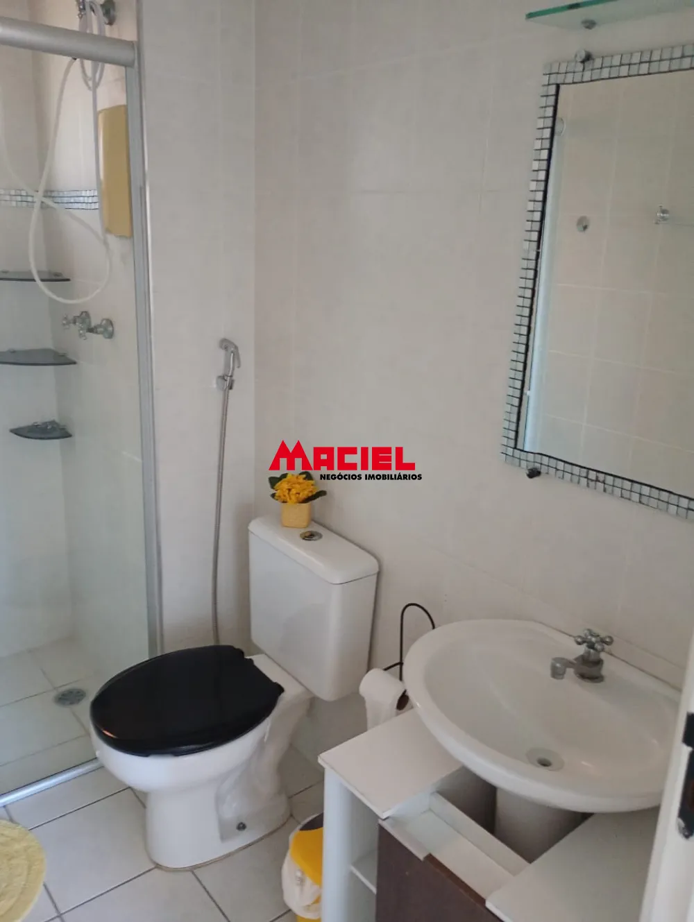 Alugar Apartamento / Padr&atilde;o em S&atilde;o Jos&eacute; dos Campos R$ 2.000,00 - Foto 22