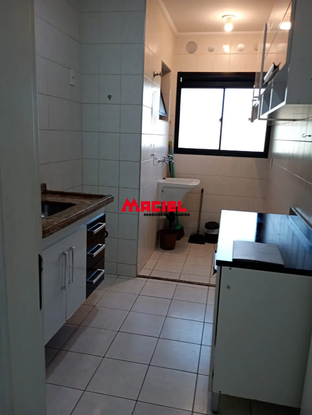 Alugar Apartamento / Padr&atilde;o em S&atilde;o Jos&eacute; dos Campos R$ 2.000,00 - Foto 25