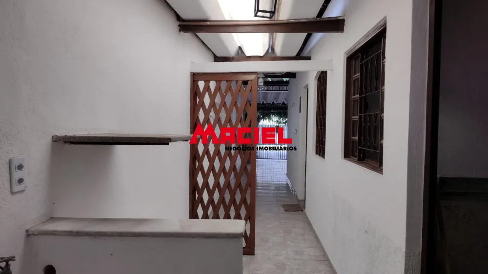 Comprar Casa / Padr&atilde;o em S&atilde;o Jos&eacute; dos Campos R$ 590.000,00 - Foto 2