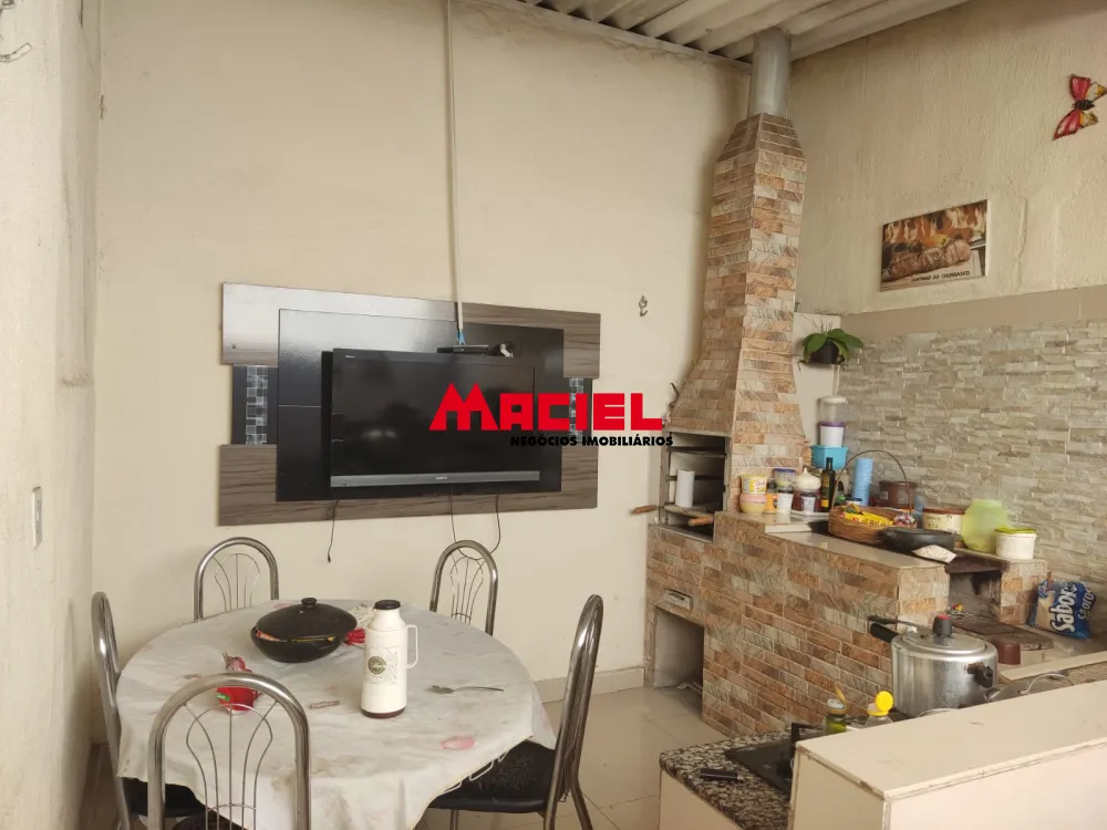 Comprar Casa / Padr&atilde;o em S&atilde;o Jos&eacute; dos Campos R$ 320.000,00 - Foto 2