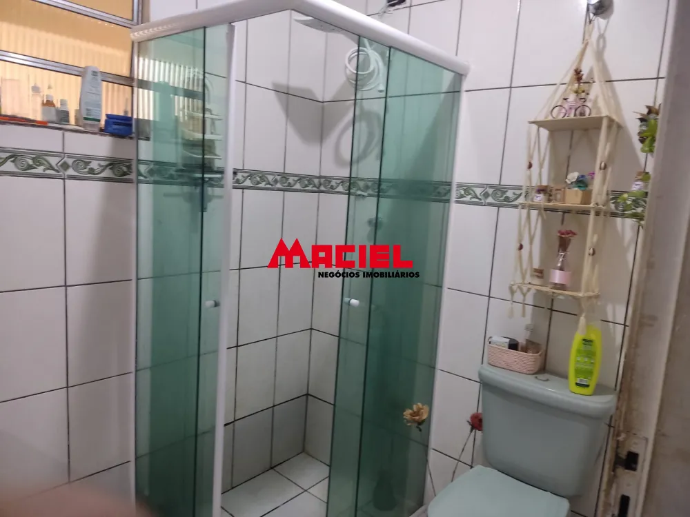 Comprar Casa / Padr&atilde;o em S&atilde;o Jos&eacute; dos Campos R$ 320.000,00 - Foto 4