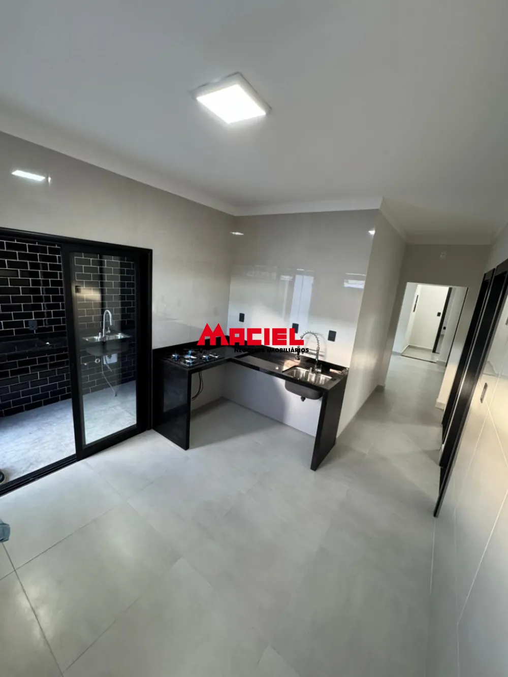 Comprar Casa / Padr&atilde;o em S&atilde;o Jos&eacute; dos Campos R$ 1.100.000,00 - Foto 2