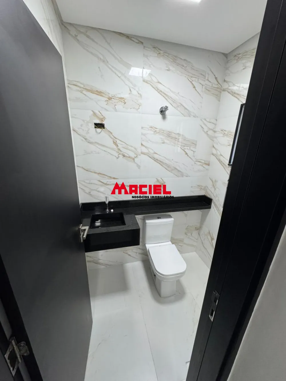 Comprar Casa / Padr&atilde;o em S&atilde;o Jos&eacute; dos Campos R$ 1.100.000,00 - Foto 10