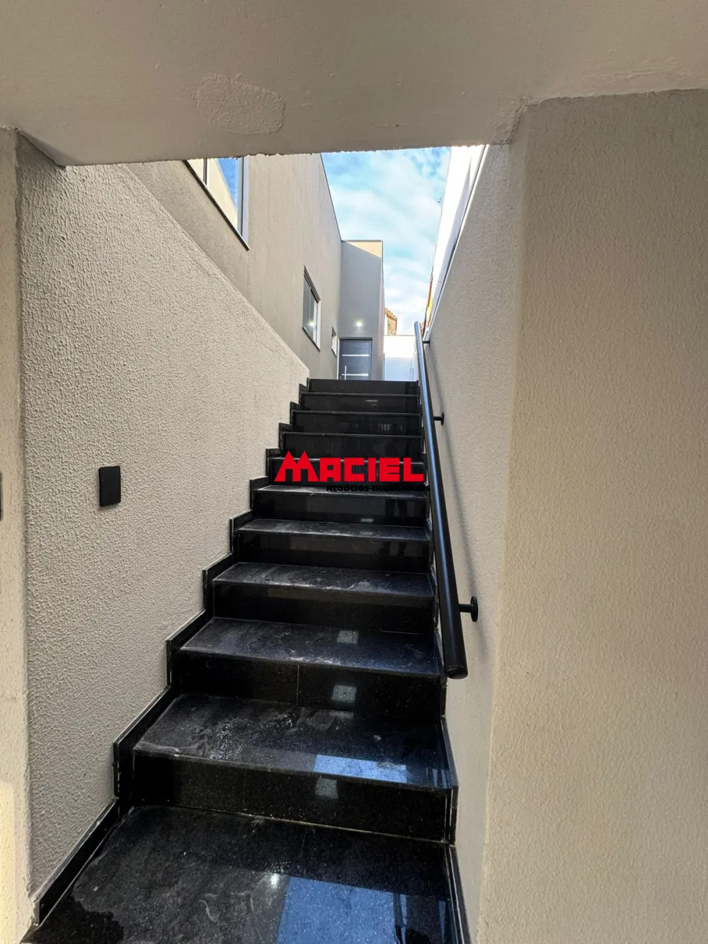 Comprar Casa / Padr&atilde;o em S&atilde;o Jos&eacute; dos Campos R$ 1.100.000,00 - Foto 27