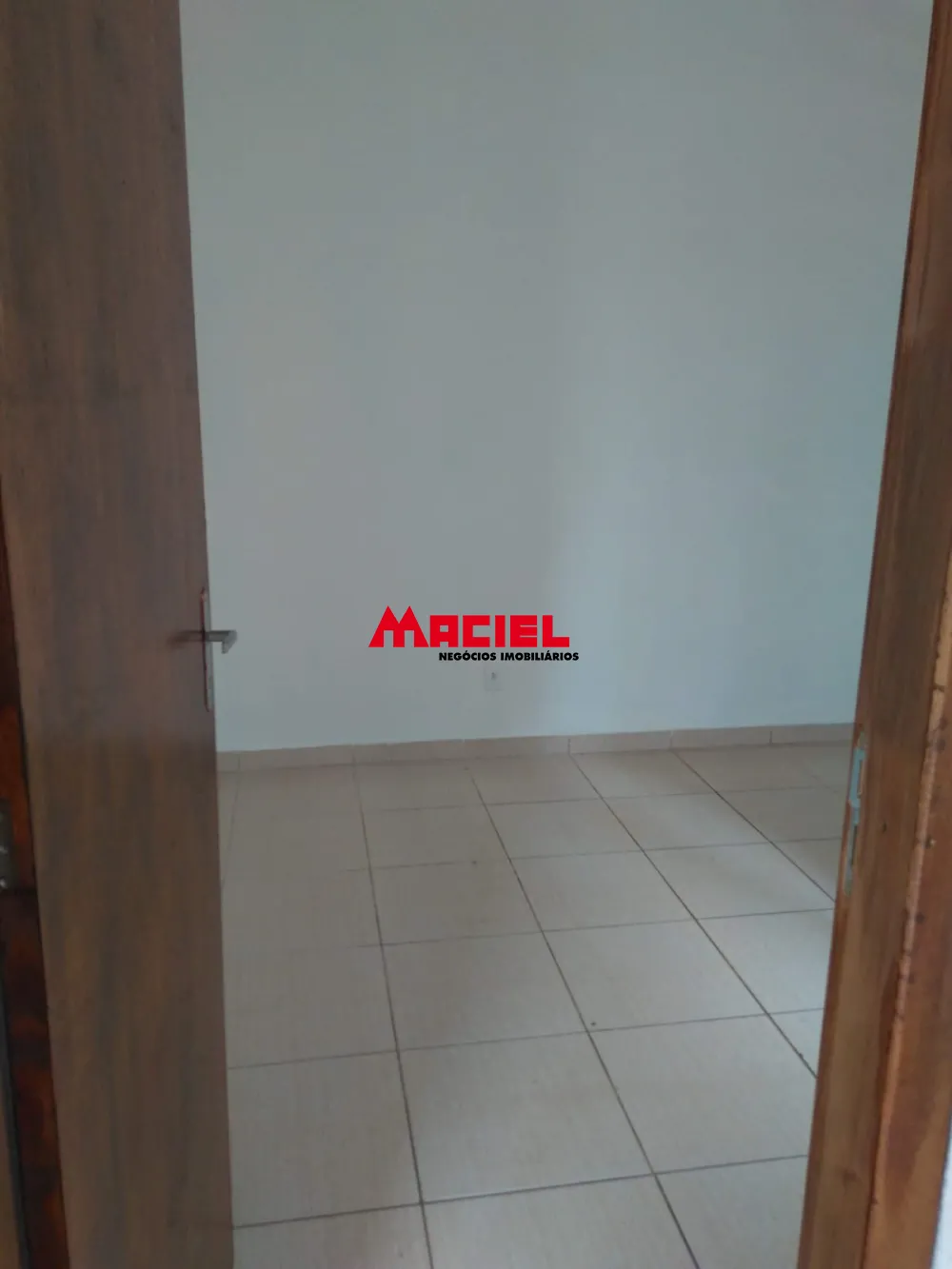 Comprar Casa / Padr&atilde;o em S&atilde;o Jos&eacute; dos Campos R$ 250.000,00 - Foto 3