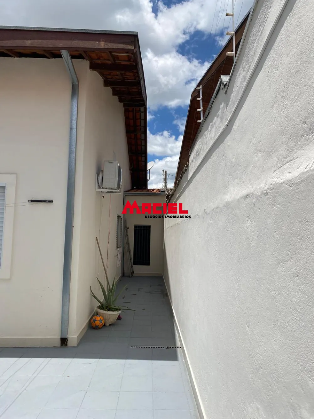 Comprar Casa / Padr&atilde;o em S&atilde;o Jos&eacute; dos Campos R$ 750.000,00 - Foto 25