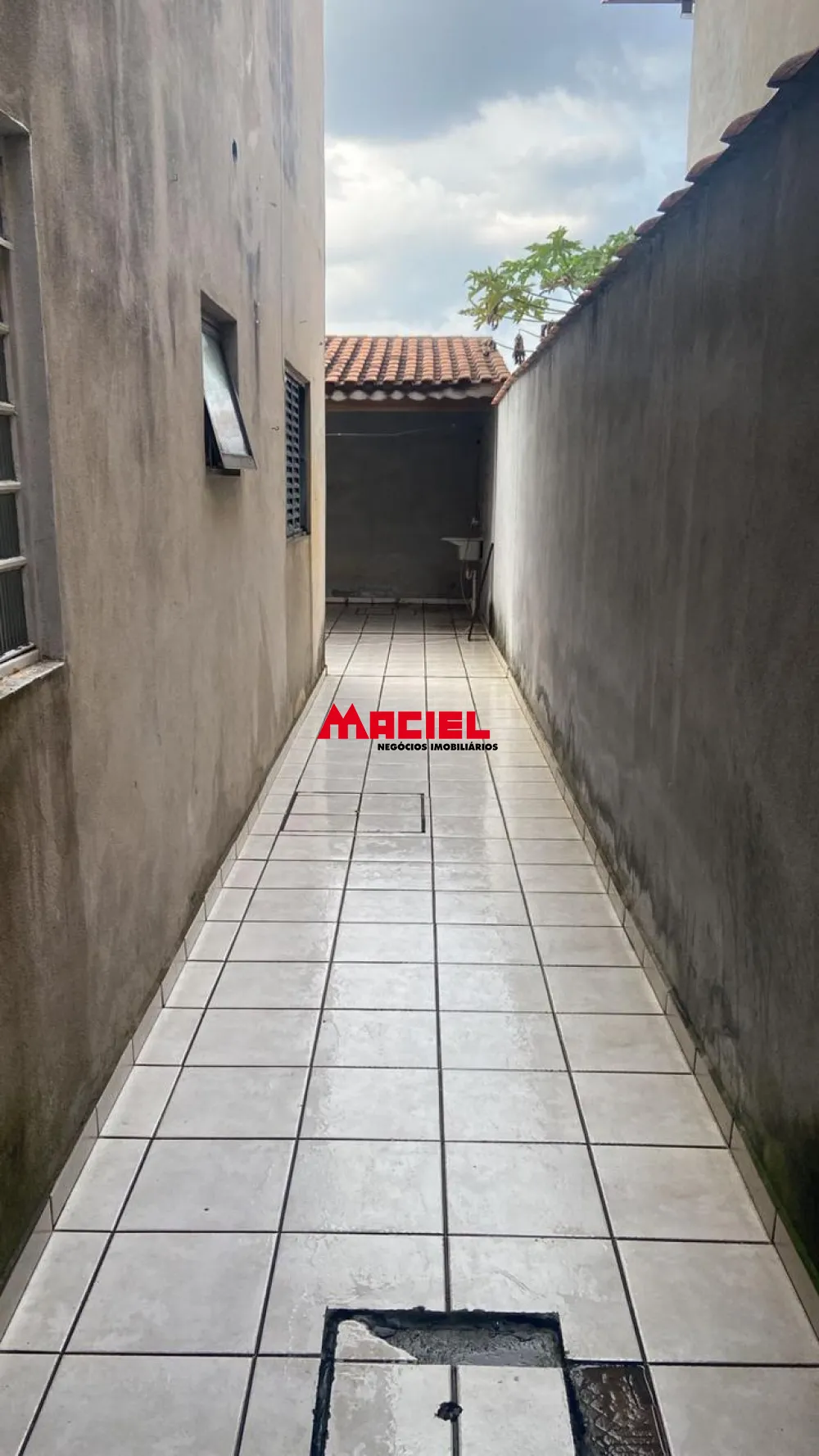 Alugar Casa / Padr&atilde;o em S&atilde;o Jos&eacute; dos Campos R$ 1.600,00 - Foto 14