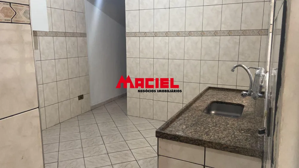 Alugar Casa / Padr&atilde;o em S&atilde;o Jos&eacute; dos Campos R$ 1.600,00 - Foto 18