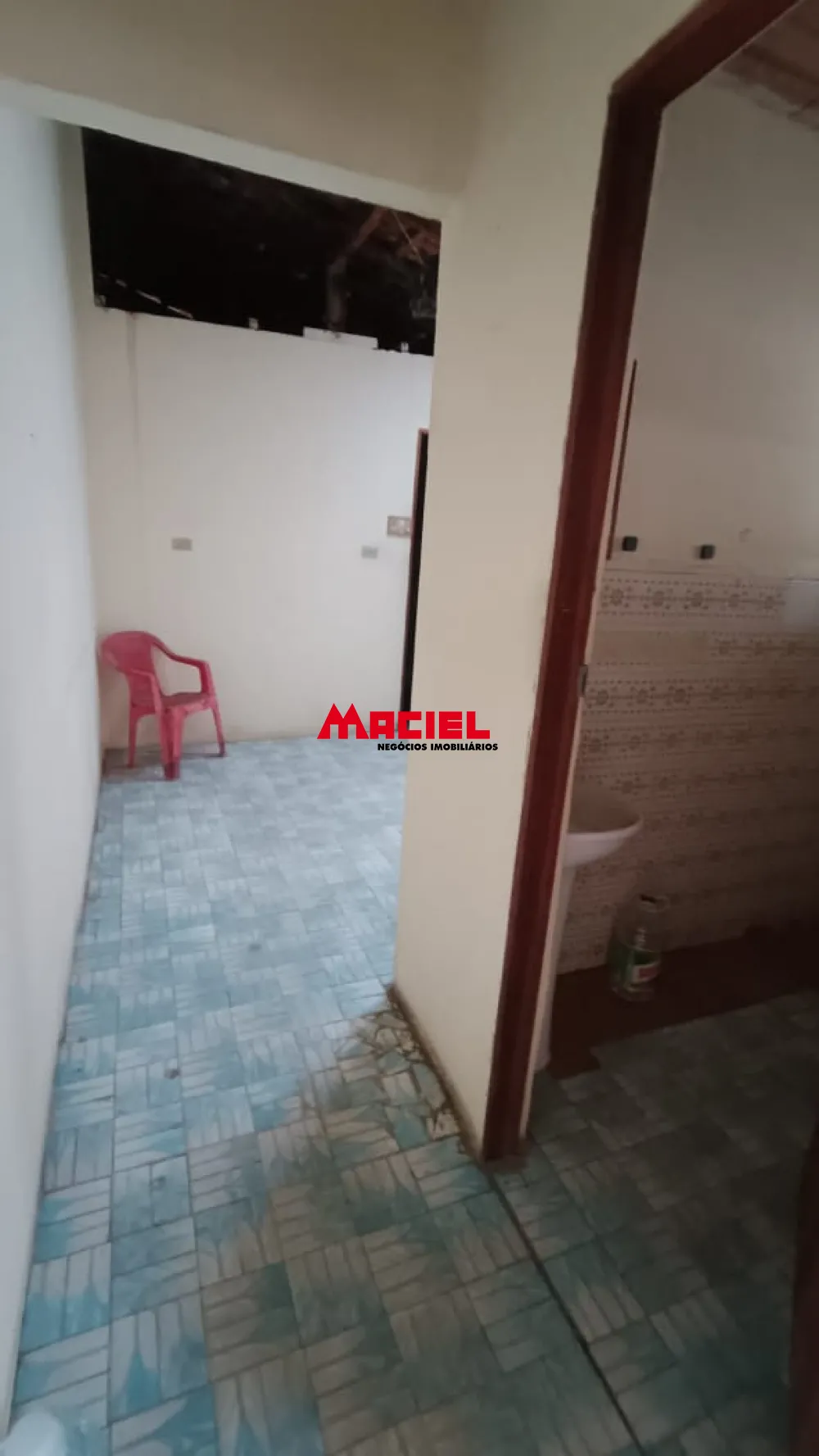 Comprar Casa / Padr&atilde;o em S&atilde;o Jos&eacute; dos Campos R$ 215.000,00 - Foto 2