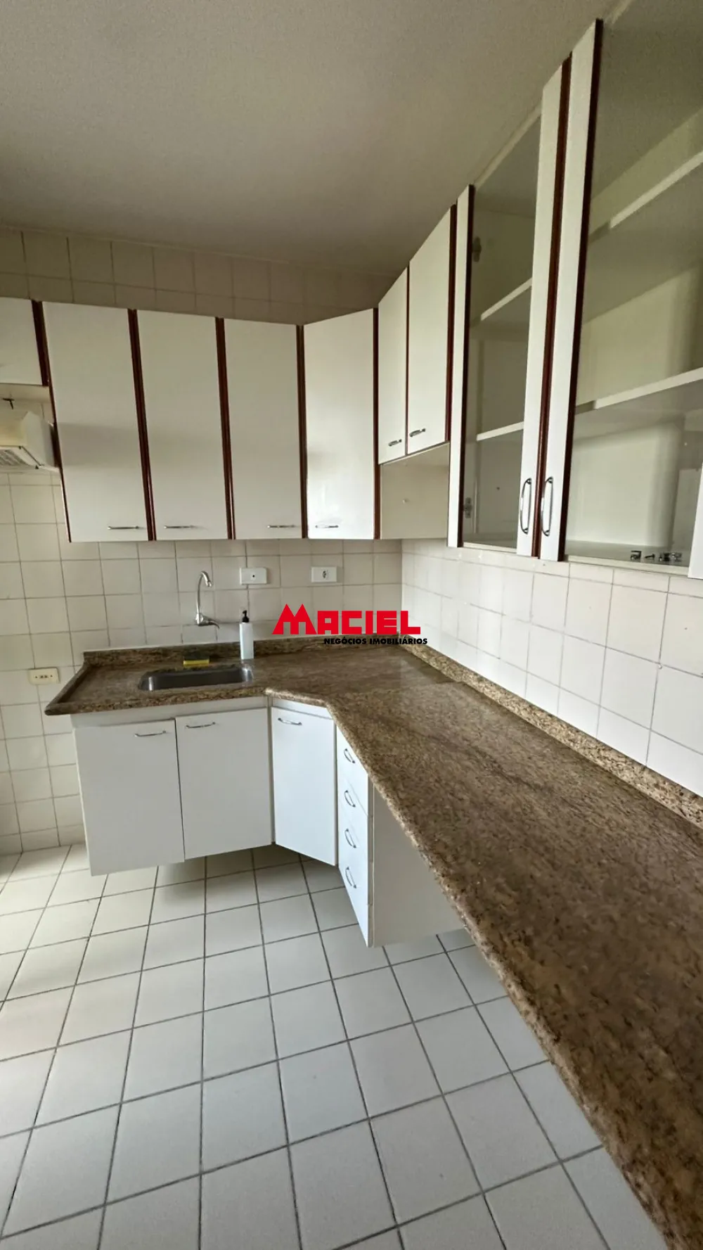 Comprar Apartamento / Padr&atilde;o em S&atilde;o Jos&eacute; dos Campos R$ 352.000,00 - Foto 2