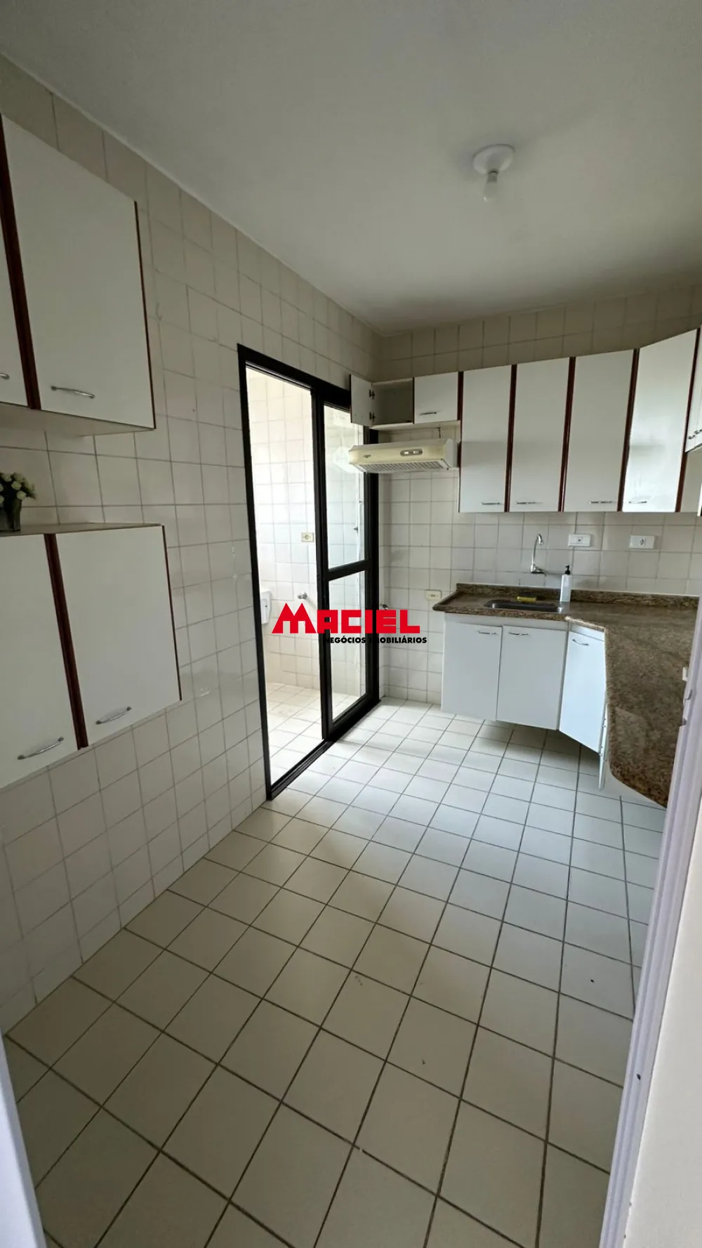 Comprar Apartamento / Padr&atilde;o em S&atilde;o Jos&eacute; dos Campos R$ 352.000,00 - Foto 3