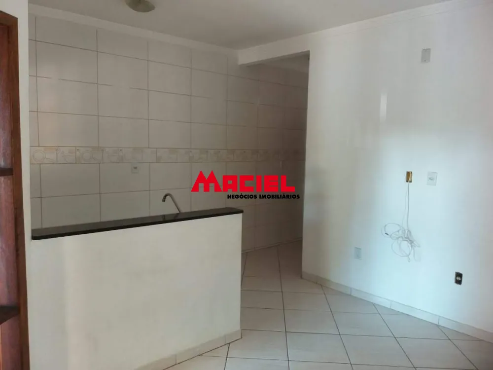 Alugar Casa / Padr&atilde;o em S&atilde;o Jos&eacute; dos Campos R$ 2.300,00 - Foto 6