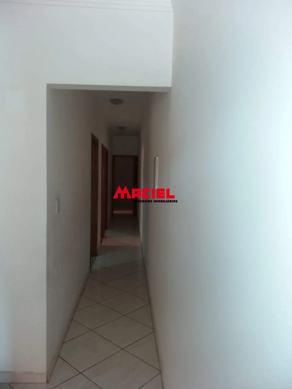 Alugar Casa / Padr&atilde;o em S&atilde;o Jos&eacute; dos Campos R$ 2.300,00 - Foto 7