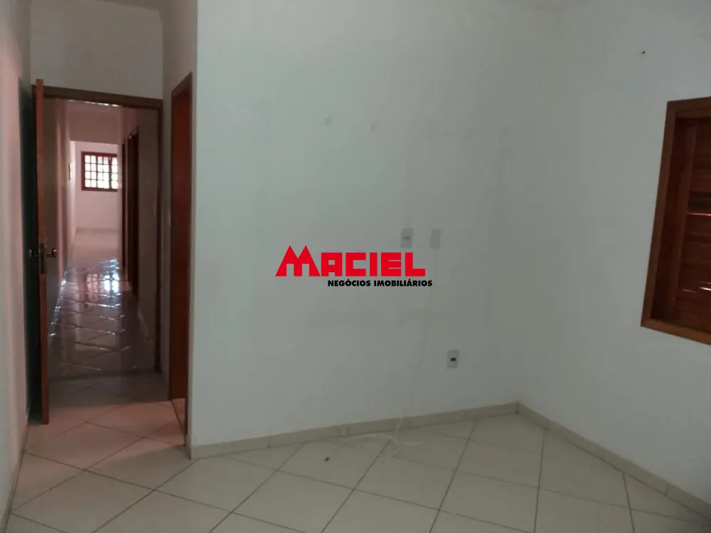 Alugar Casa / Padr&atilde;o em S&atilde;o Jos&eacute; dos Campos R$ 2.300,00 - Foto 8