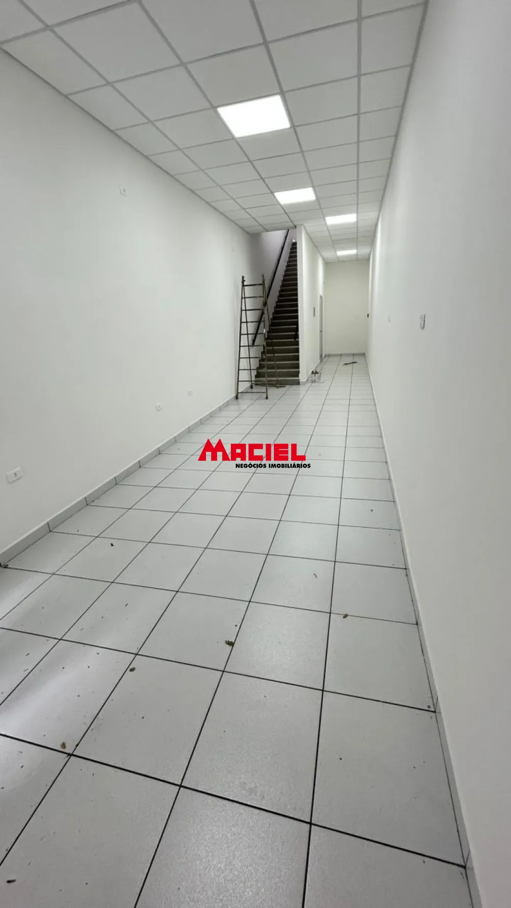 Alugar Comercial / Pr&eacute;dio em S&atilde;o Jos&eacute; dos Campos R$ 4.000,00 - Foto 2