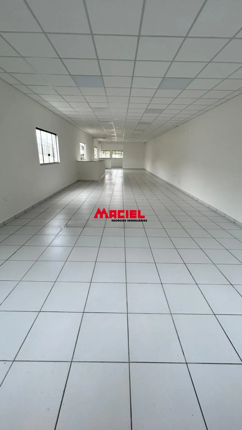 Alugar Comercial / Pr&eacute;dio em S&atilde;o Jos&eacute; dos Campos R$ 4.000,00 - Foto 9