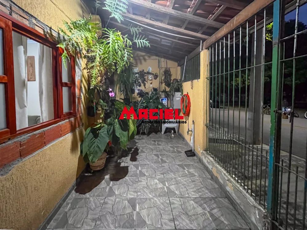 Comprar Casa / Padr&atilde;o em S&atilde;o Jos&eacute; dos Campos R$ 340.000,00 - Foto 2