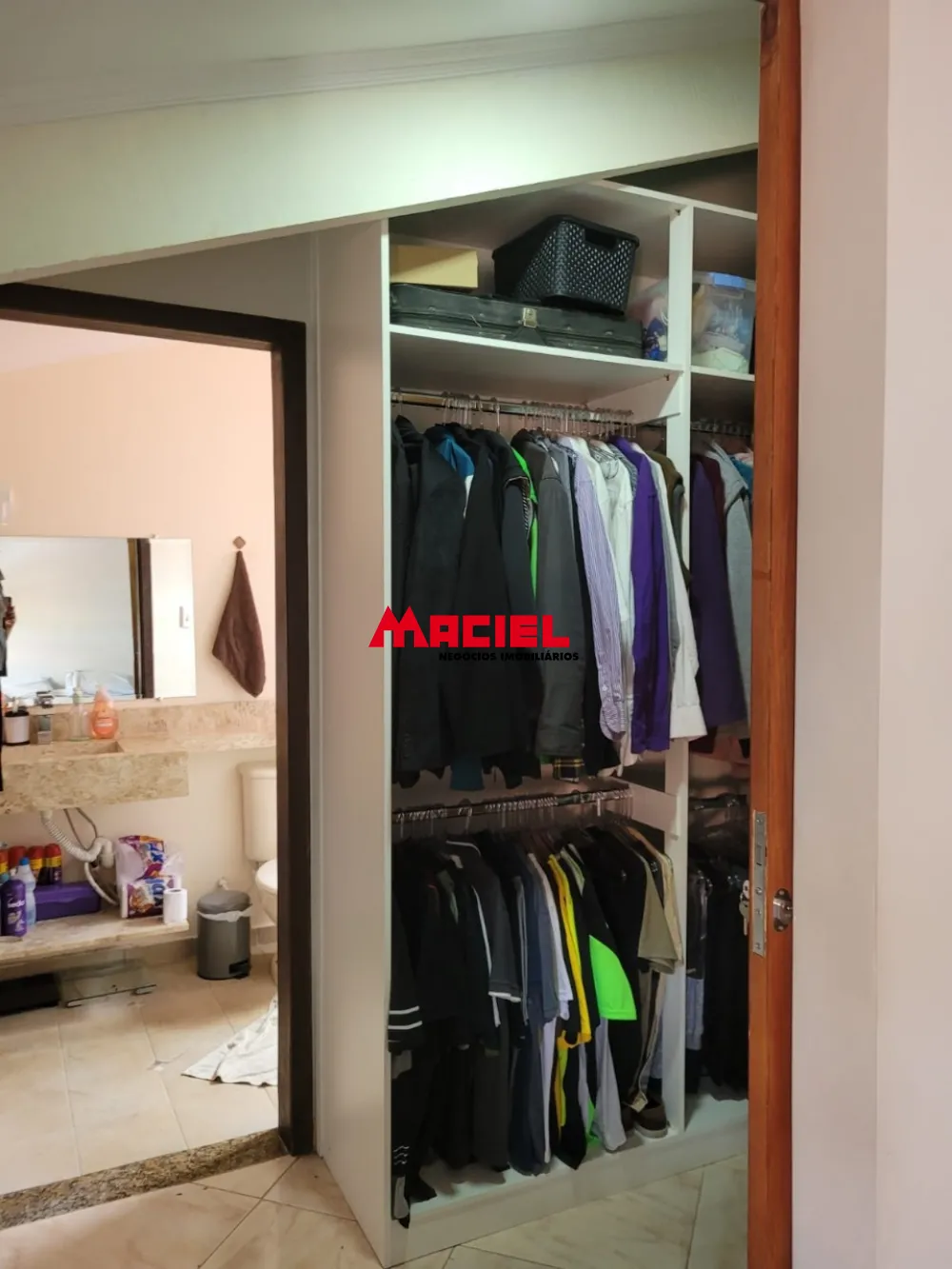 Comprar Casa / Sobrado em S&atilde;o Jos&eacute; dos Campos R$ 745.000,00 - Foto 13