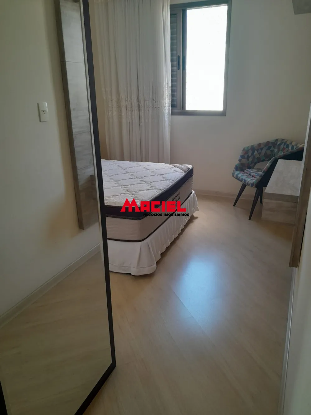 Alugar Apartamento / Padr&atilde;o em S&atilde;o Jos&eacute; dos Campos R$ 4.000,00 - Foto 3