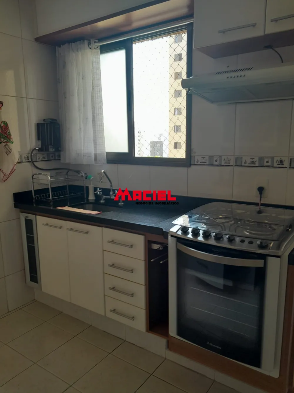 Alugar Apartamento / Padr&atilde;o em S&atilde;o Jos&eacute; dos Campos R$ 4.000,00 - Foto 12