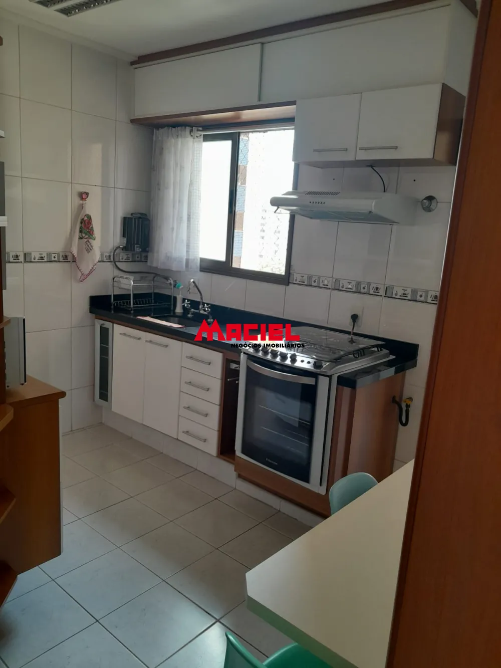 Alugar Apartamento / Padr&atilde;o em S&atilde;o Jos&eacute; dos Campos R$ 4.000,00 - Foto 20