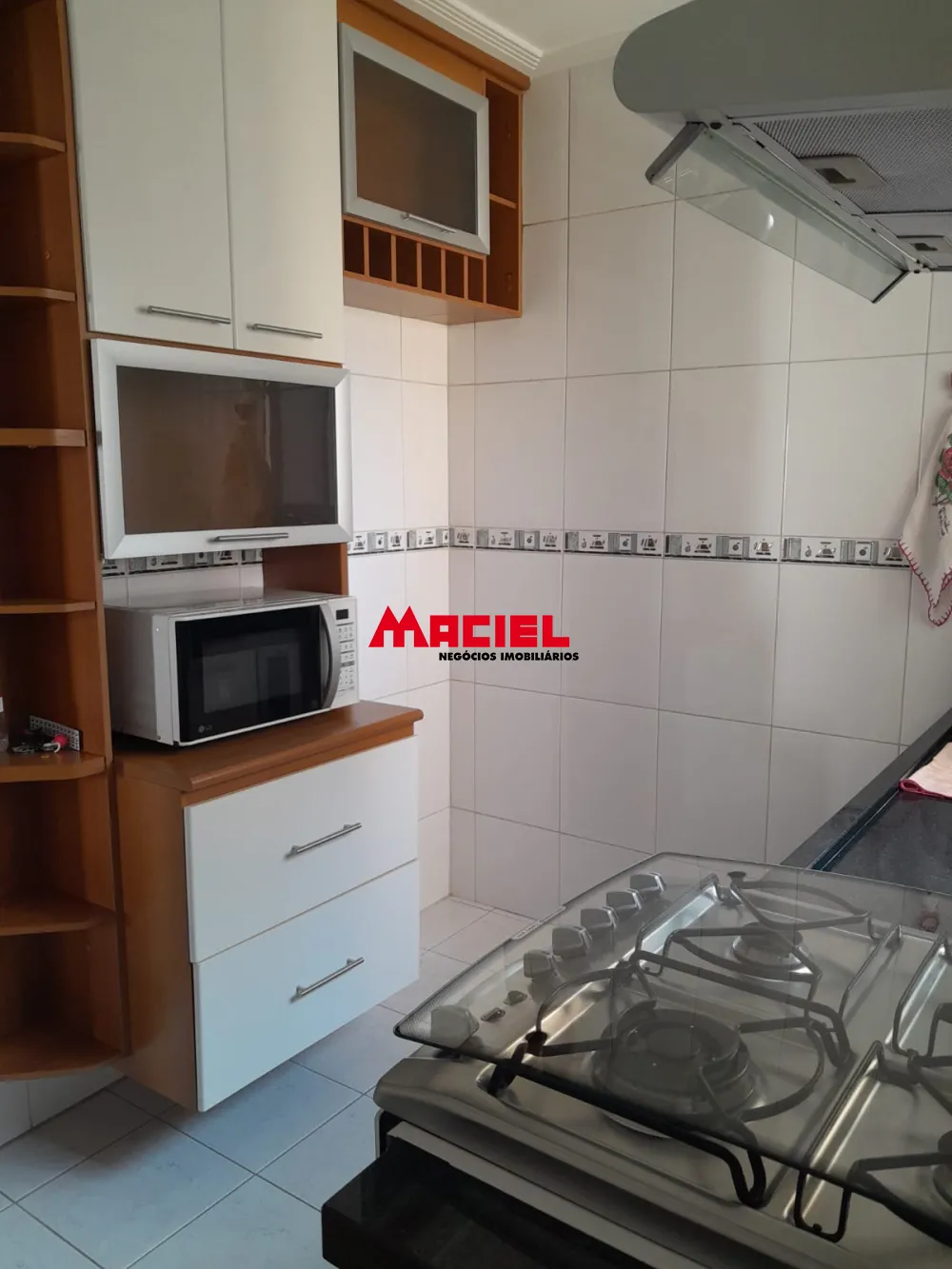 Alugar Apartamento / Padr&atilde;o em S&atilde;o Jos&eacute; dos Campos R$ 4.000,00 - Foto 21