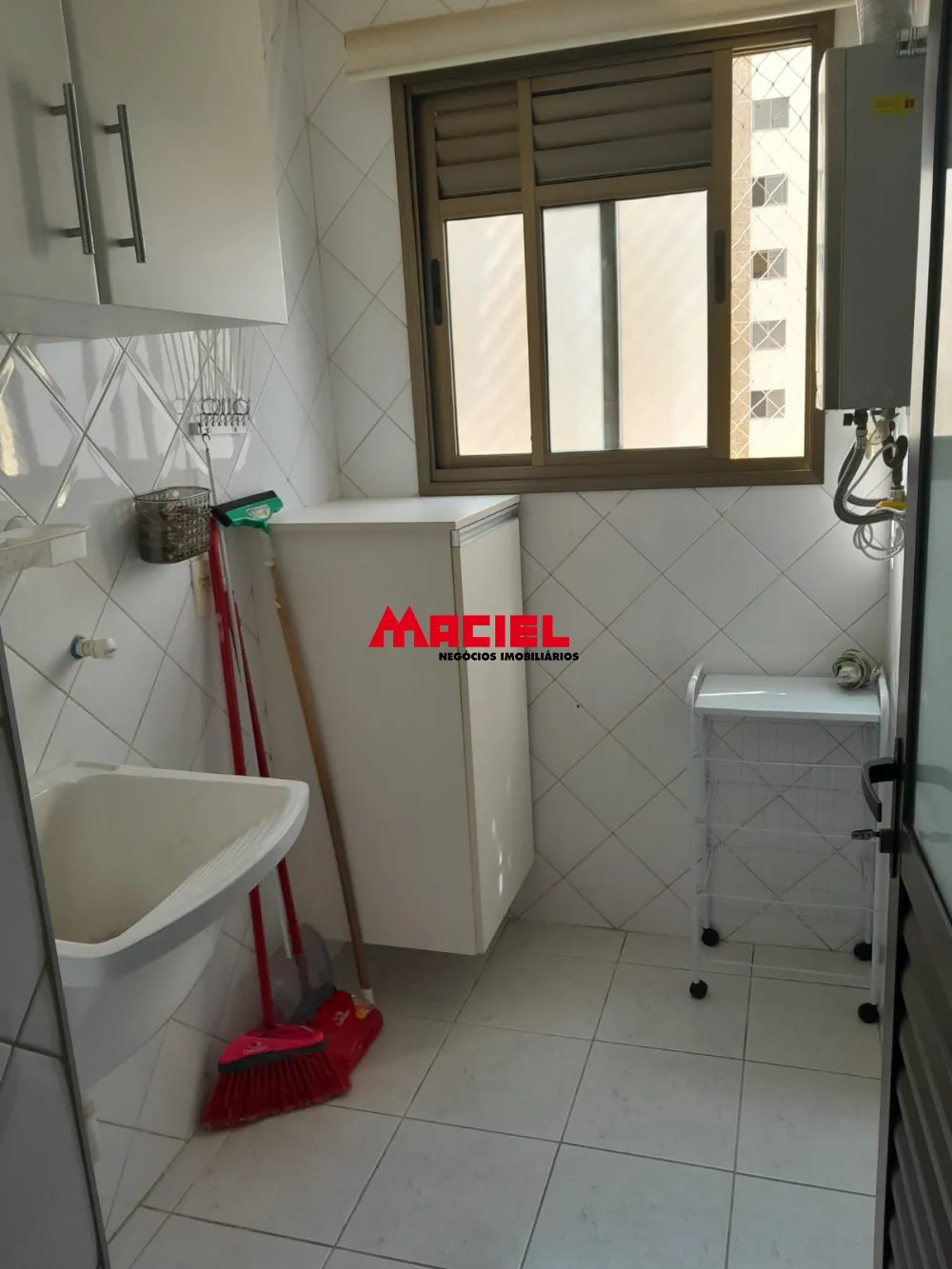 Alugar Apartamento / Padr&atilde;o em S&atilde;o Jos&eacute; dos Campos R$ 4.000,00 - Foto 22