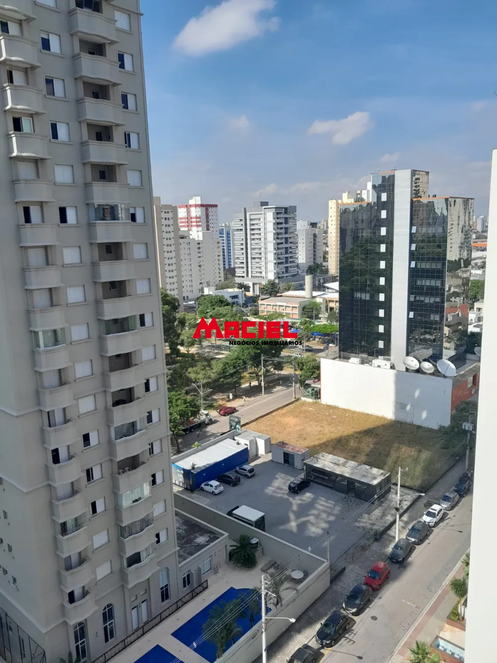 Alugar Apartamento / Padr&atilde;o em S&atilde;o Jos&eacute; dos Campos R$ 4.000,00 - Foto 29