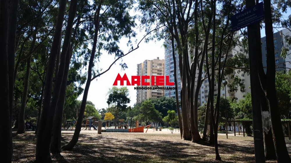 Alugar Apartamento / Padr&atilde;o em S&atilde;o Jos&eacute; dos Campos R$ 4.000,00 - Foto 31