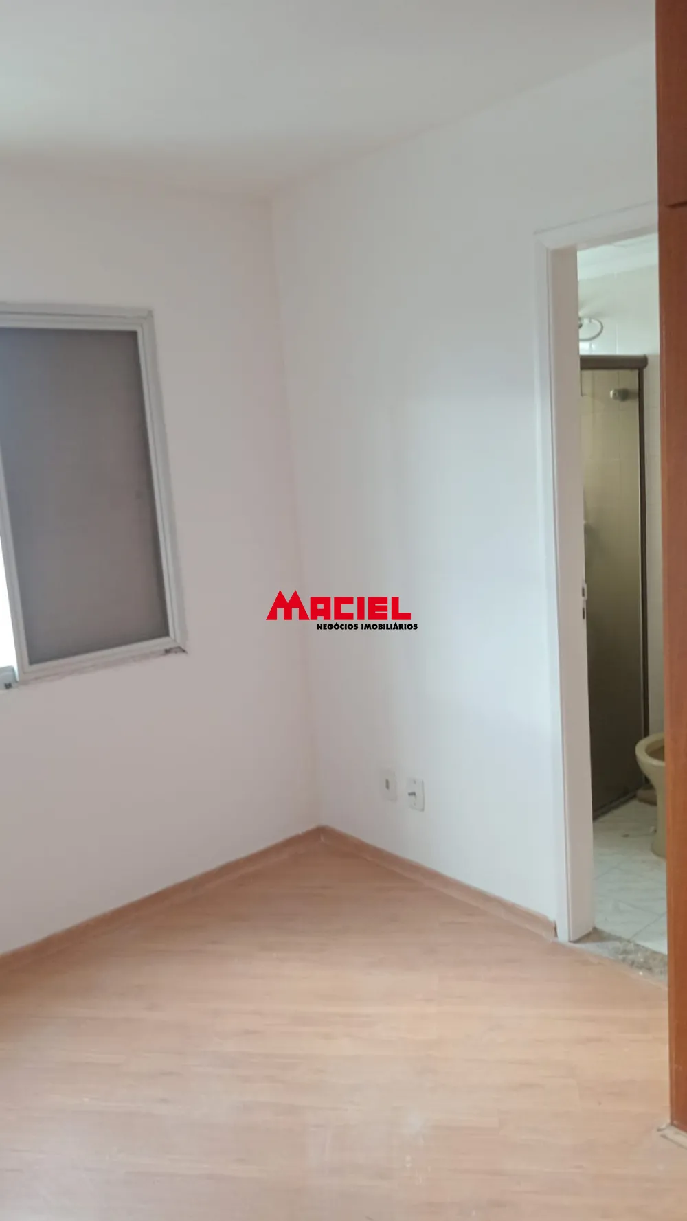 Alugar Apartamento / Padr&atilde;o em S&atilde;o Jos&eacute; dos Campos R$ 2.800,00 - Foto 3