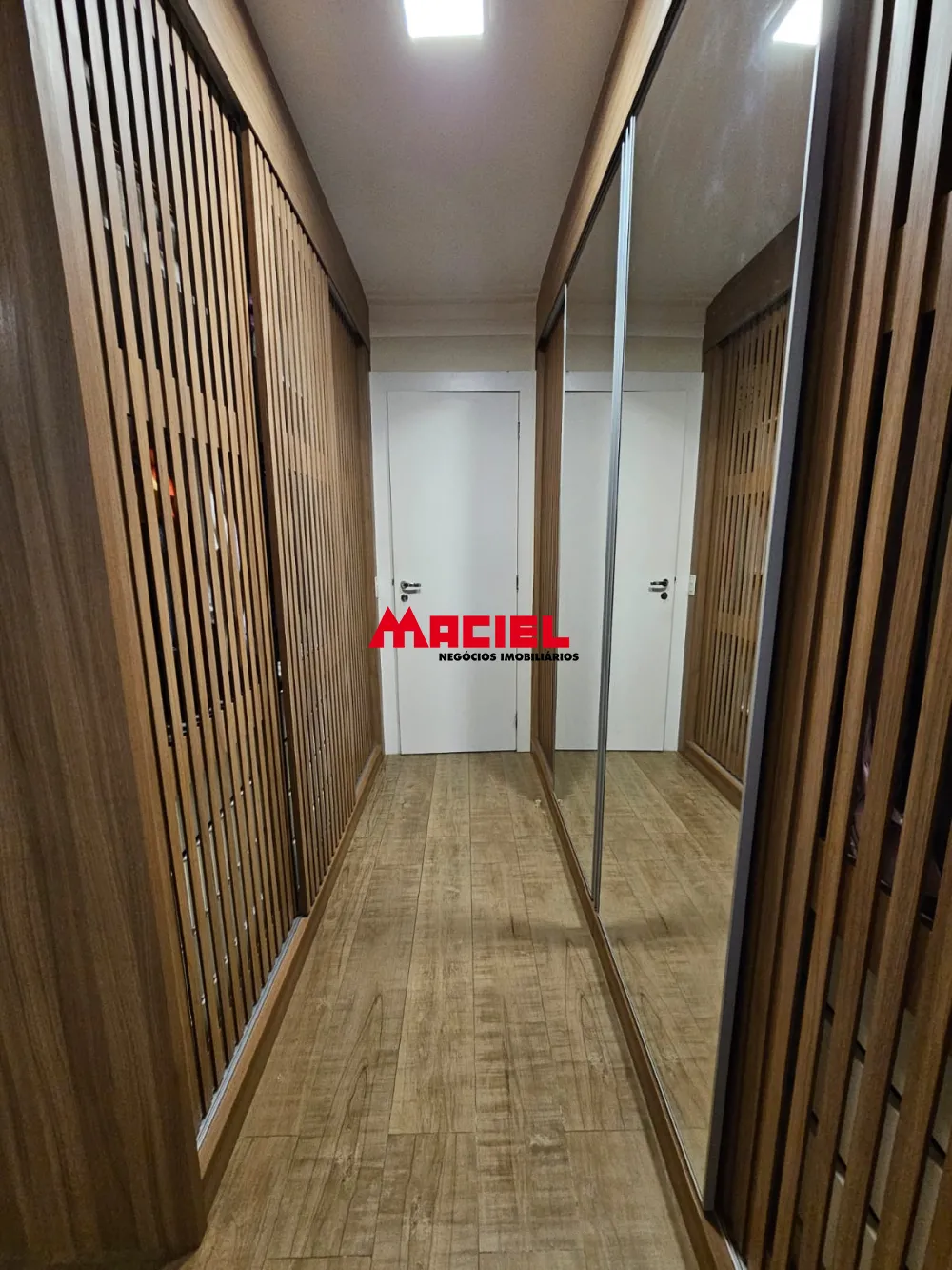 Comprar Apartamento / Padr&atilde;o em S&atilde;o Jos&eacute; dos Campos R$ 2.130.000,00 - Foto 21