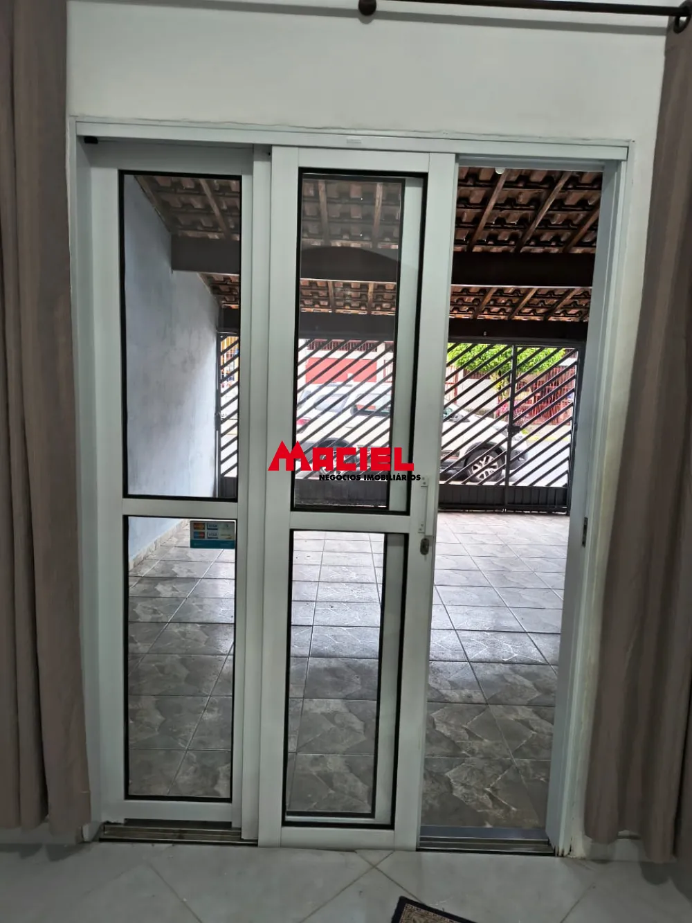 Comprar Casa / Sobrado em S&atilde;o Jos&eacute; dos Campos R$ 600.000,00 - Foto 2