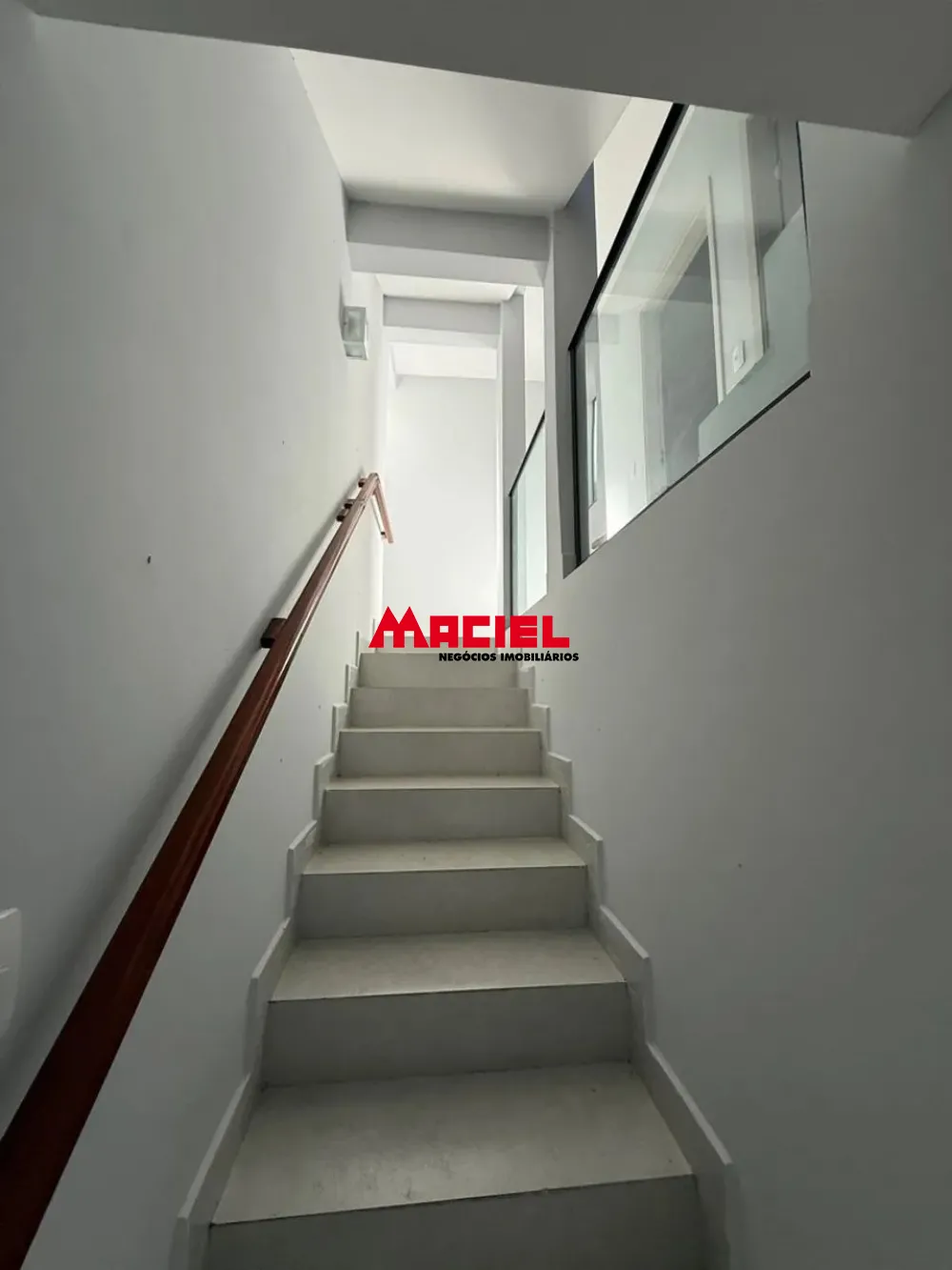 Comprar Casa / Sobrado em S&atilde;o Jos&eacute; dos Campos R$ 690.000,00 - Foto 4