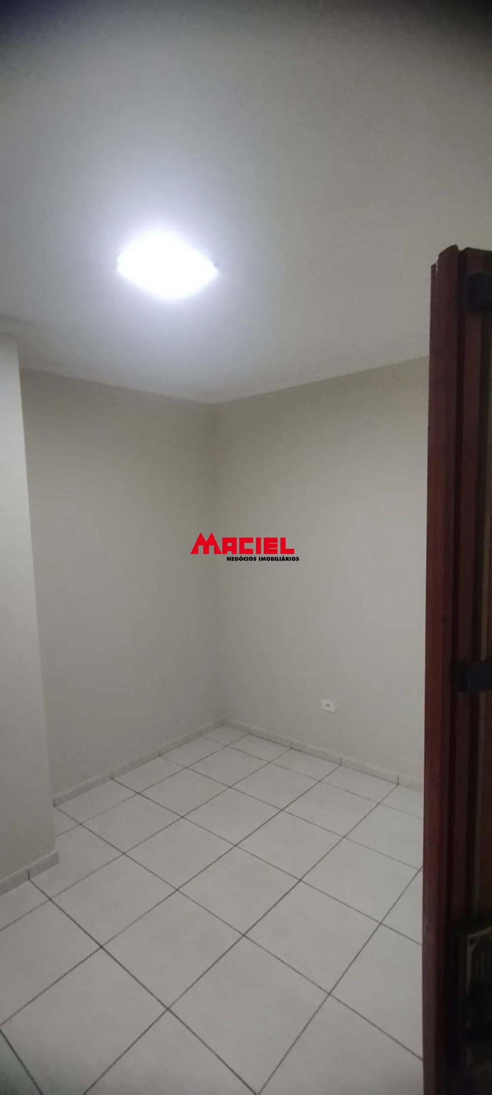 Comprar Casa / Padr&atilde;o em S&atilde;o Jos&eacute; dos Campos R$ 370.000,00 - Foto 8