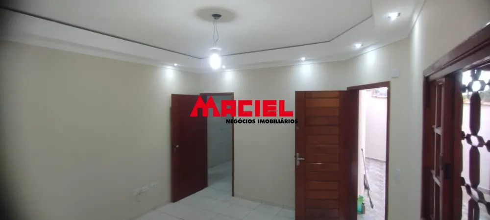 Comprar Casa / Padr&atilde;o em S&atilde;o Jos&eacute; dos Campos R$ 370.000,00 - Foto 7