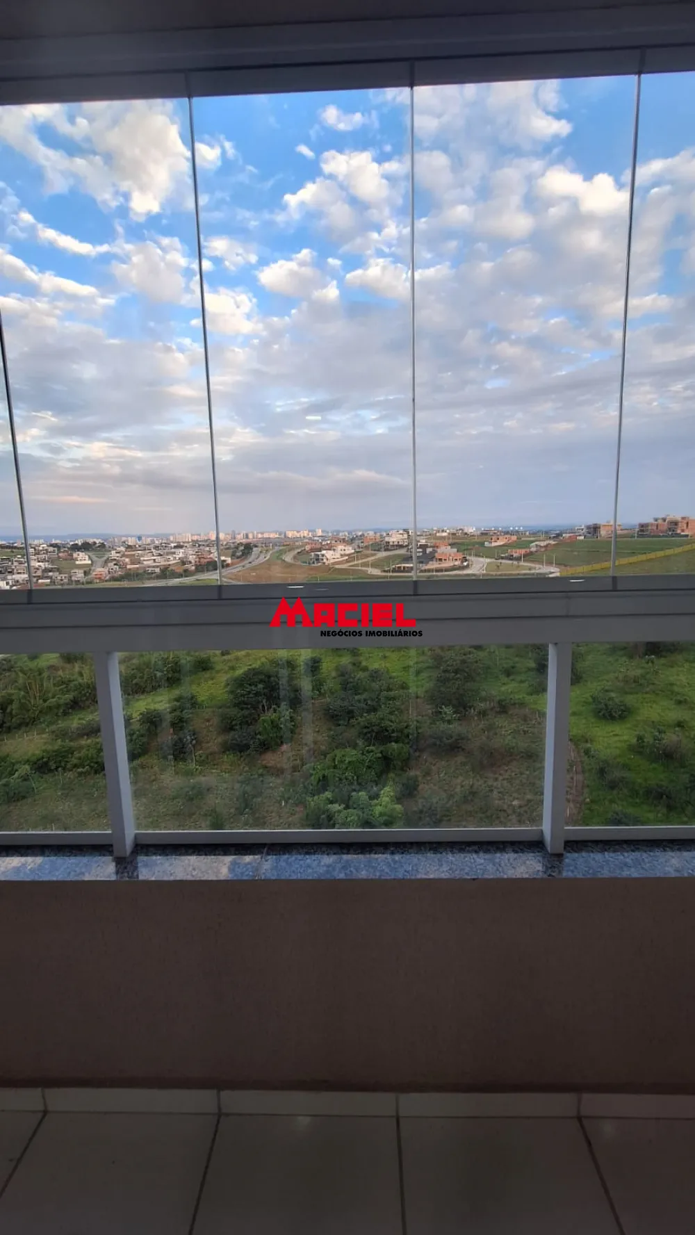 Alugar Apartamento / Padr&atilde;o em S&atilde;o Jos&eacute; dos Campos R$ 3.200,00 - Foto 6