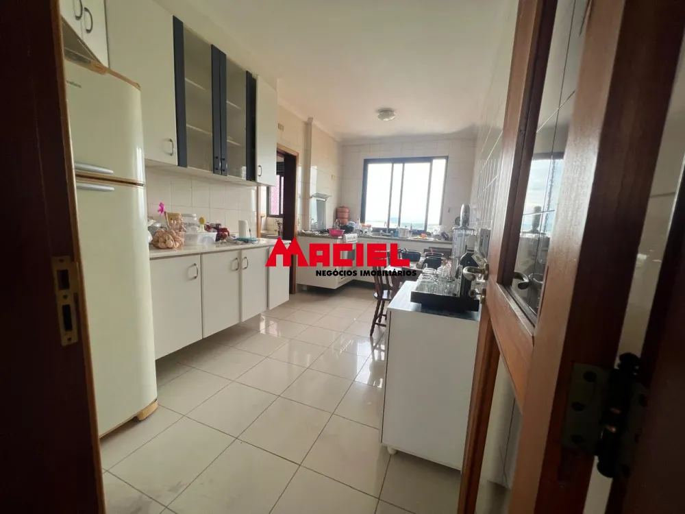 Comprar Apartamento / Padr&atilde;o em S&atilde;o Jos&eacute; dos Campos R$ 1.100.000,00 - Foto 14
