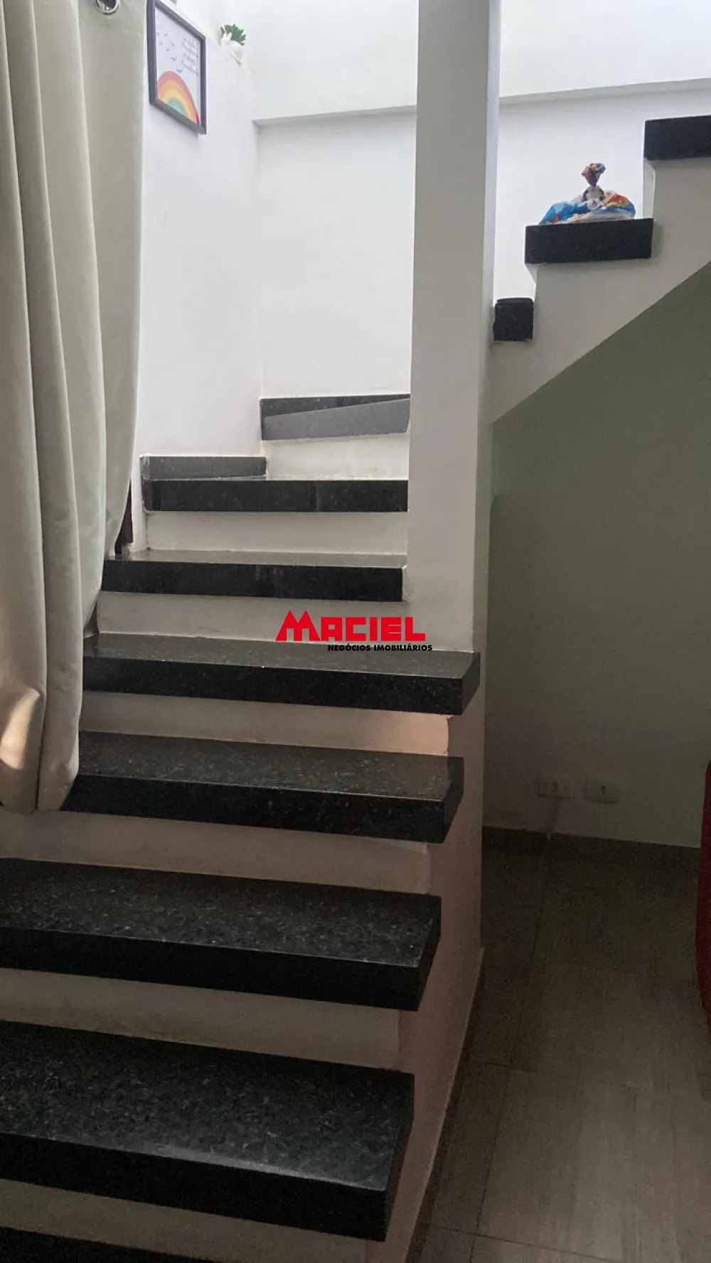 Comprar Casa / Sobrado em S&atilde;o Jos&eacute; dos Campos R$ 750.000,00 - Foto 5