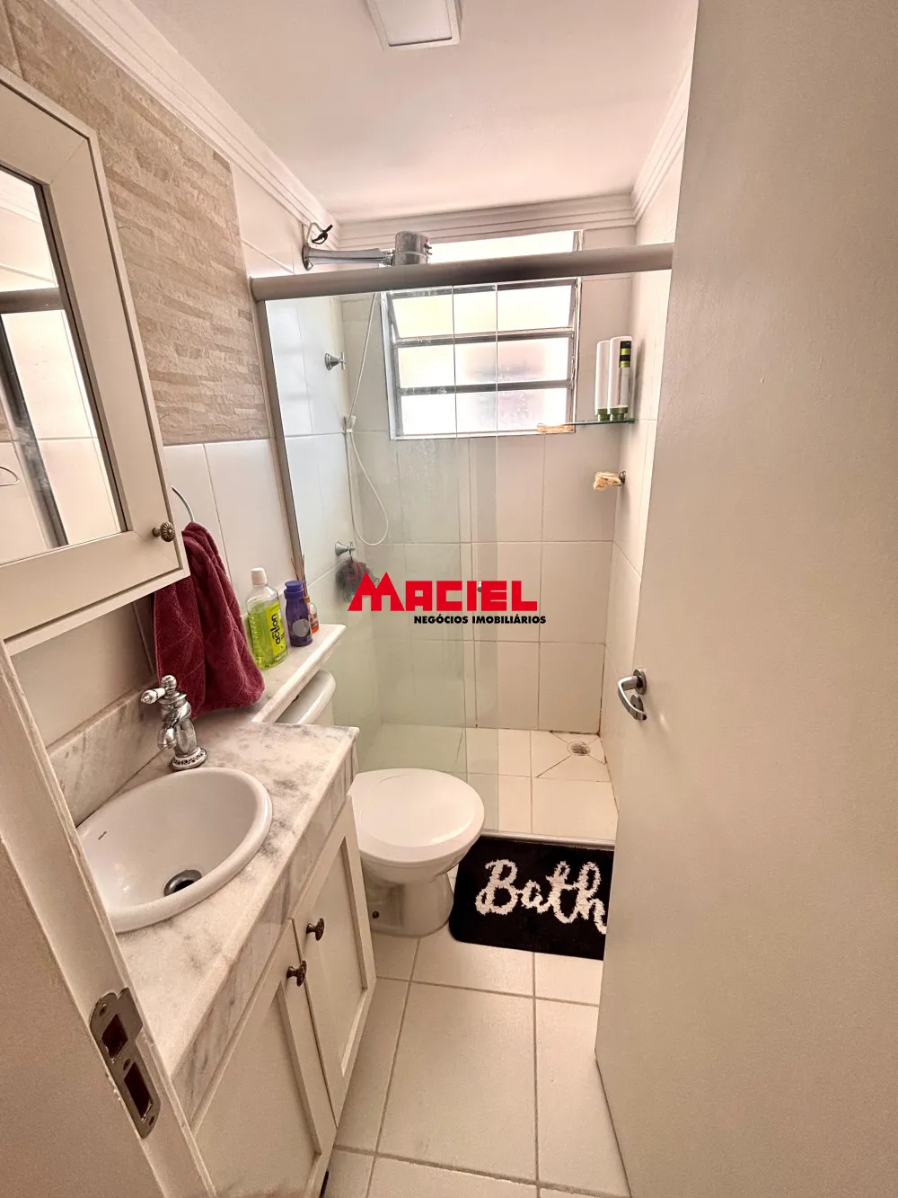 Comprar Apartamento / Padr&atilde;o em S&atilde;o Jos&eacute; dos Campos R$ 430.000,00 - Foto 3