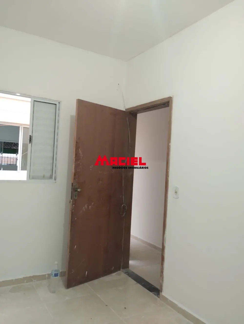 Comprar Casa / Padr&atilde;o em Ca&ccedil;apava R$ 205.000,00 - Foto 5