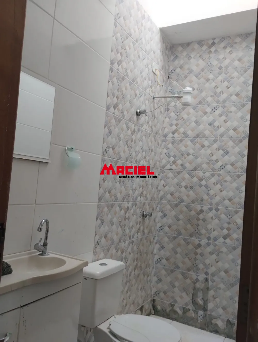 Comprar Casa / Padr&atilde;o em Ca&ccedil;apava R$ 205.000,00 - Foto 6